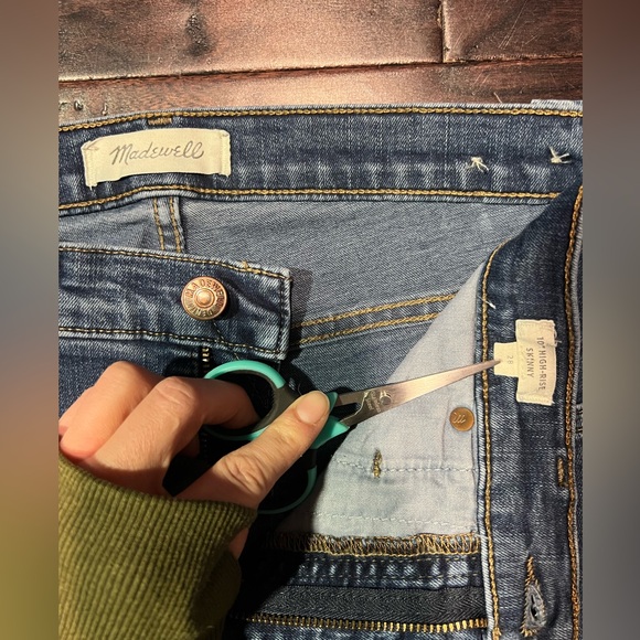 Madewell 10” High-Rise Skinny Jeans Size 28 Medium Wash - Picture 4 of 4